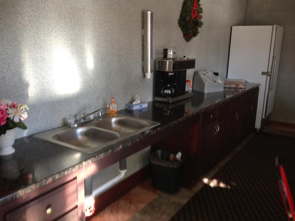 Heritage Inn Grand Prairie Luaran gambar
